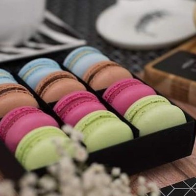 Caixa para 12 macarons - Preto