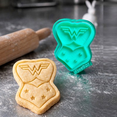 Cortador de biscoito - Dia da Mulher - Mulher Maravilha - DM021